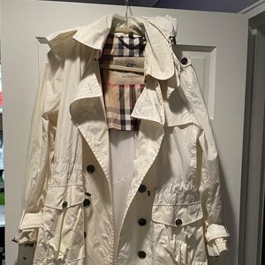 Burberry Rain Coat; great condition